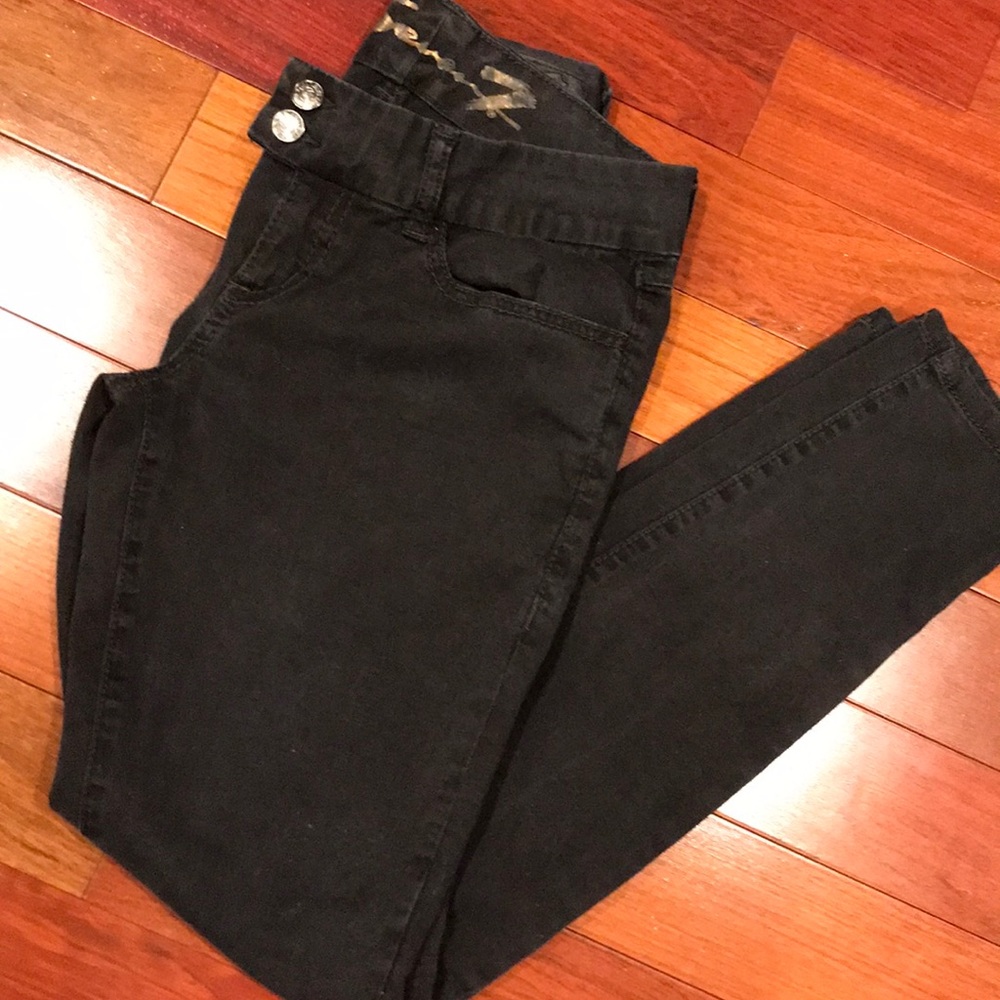 Seven black jeans